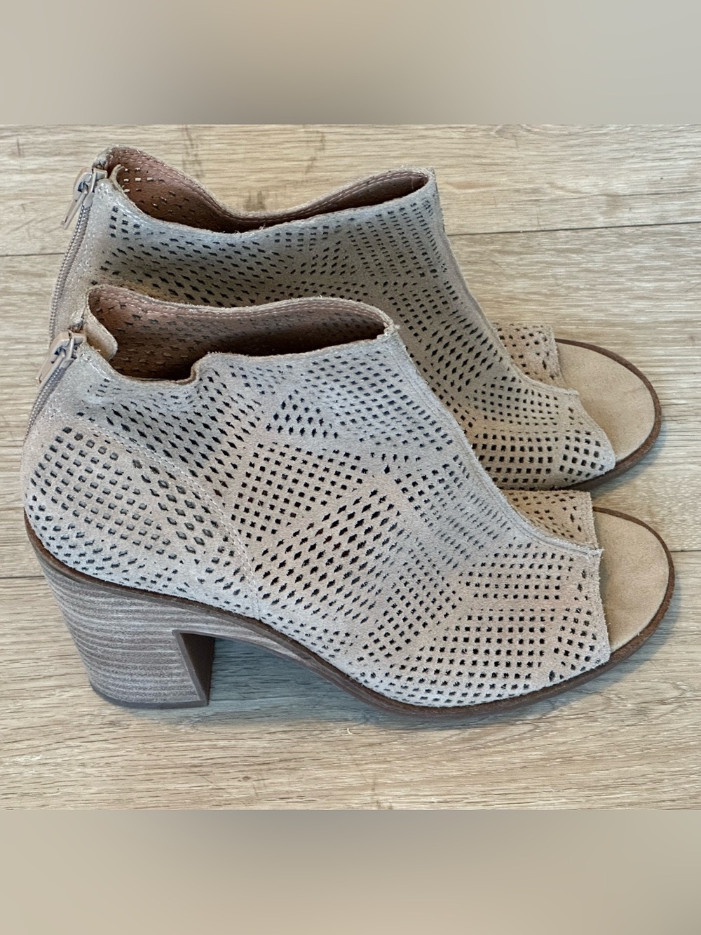 Lucky Brand Vacob Taupe Perforated Peep-Toe Block Heel Booties